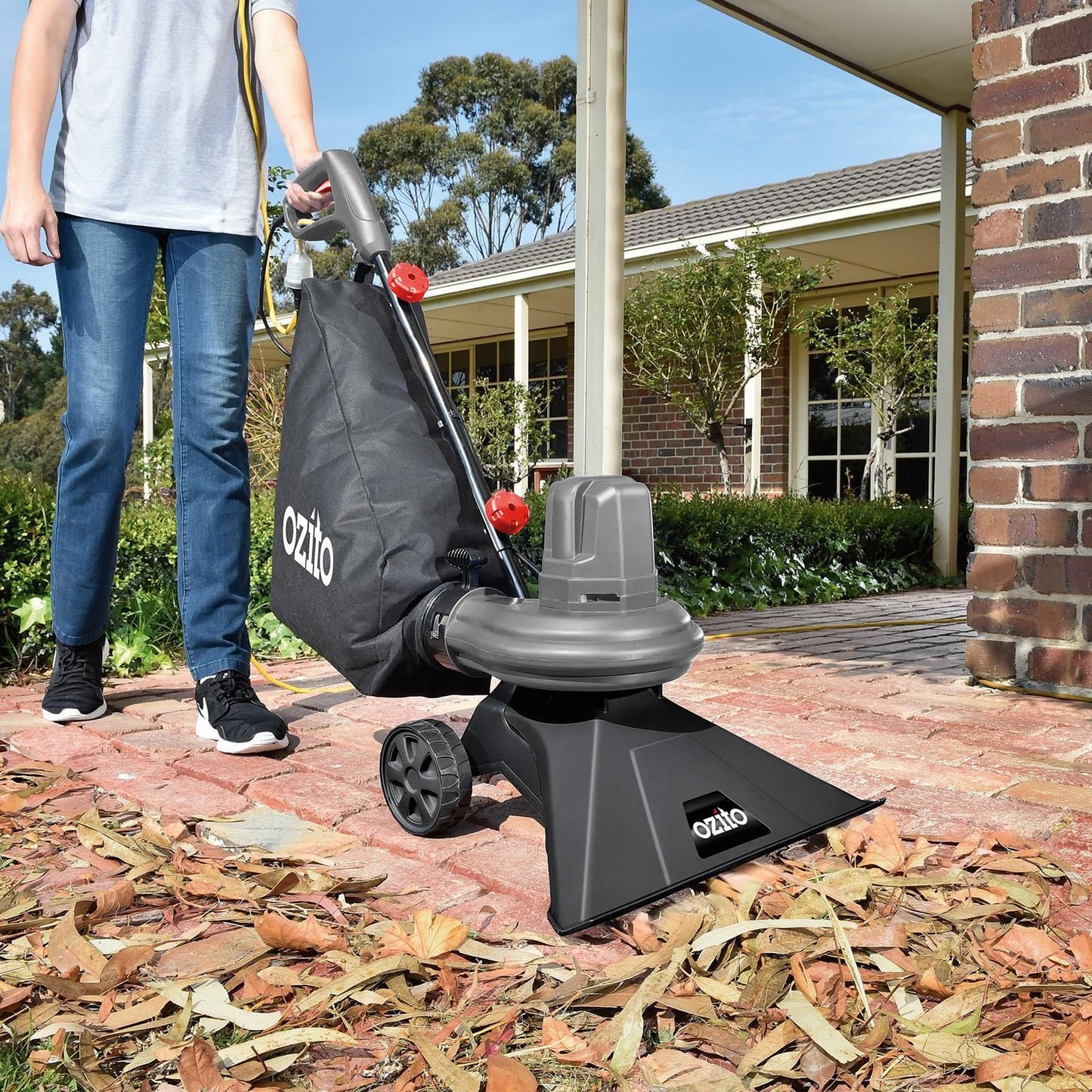 Ozito Garden Vacuum - 480mm