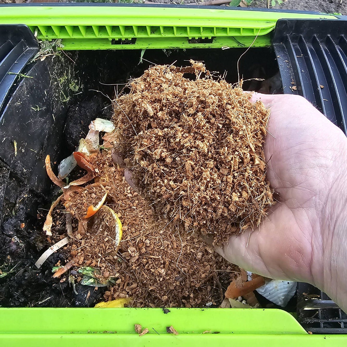 Maze Microbe Infused Compost Additive - 2L